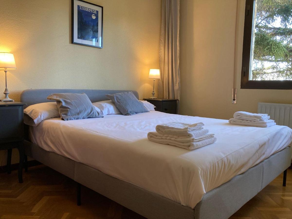 Los Cedros, Gran Chalet Con Piscina Y Apartamento En Navacerrada Dış mekan fotoğraf